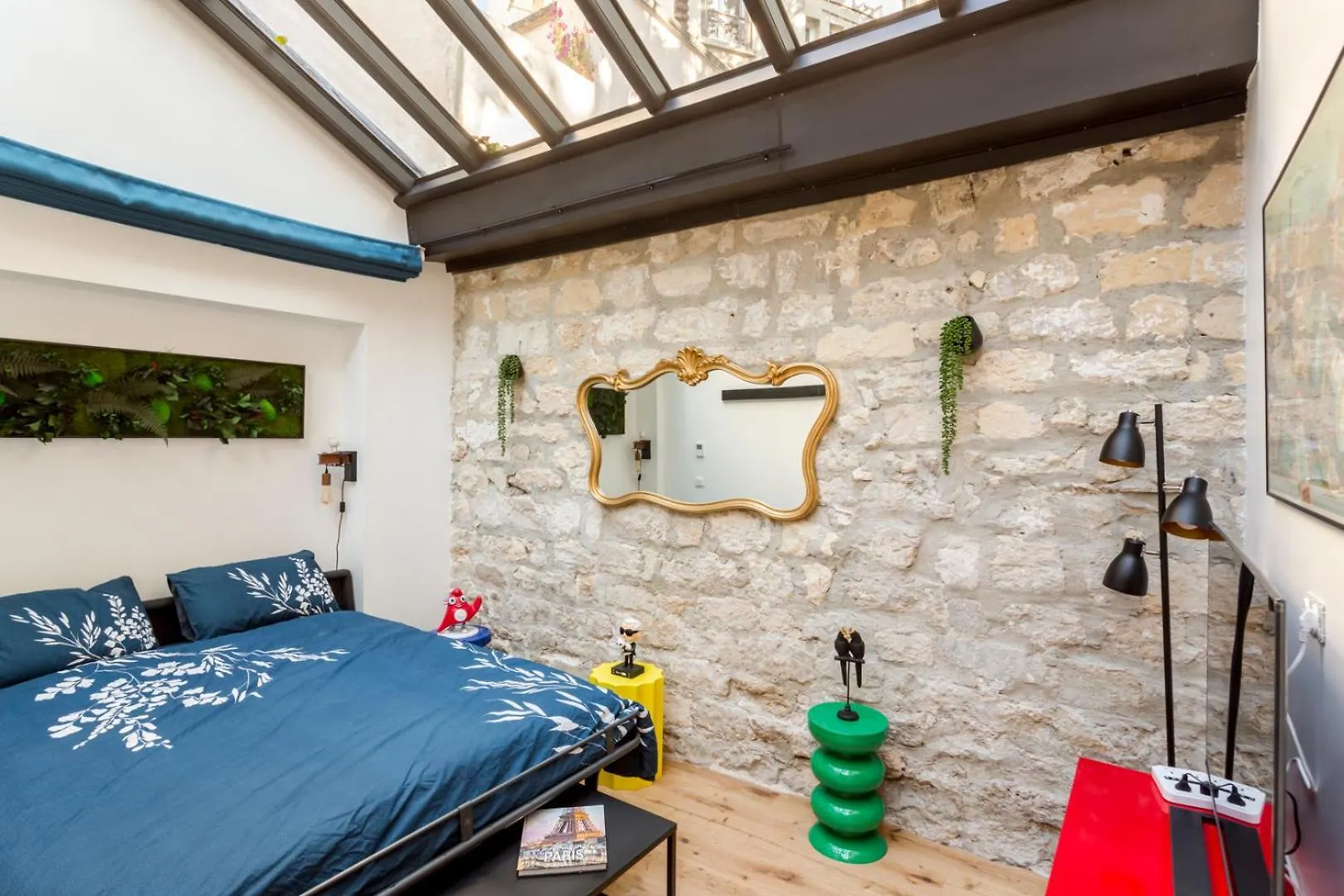 Apartament Relais Cocorico Artist Glass Roof With Ac Paryż